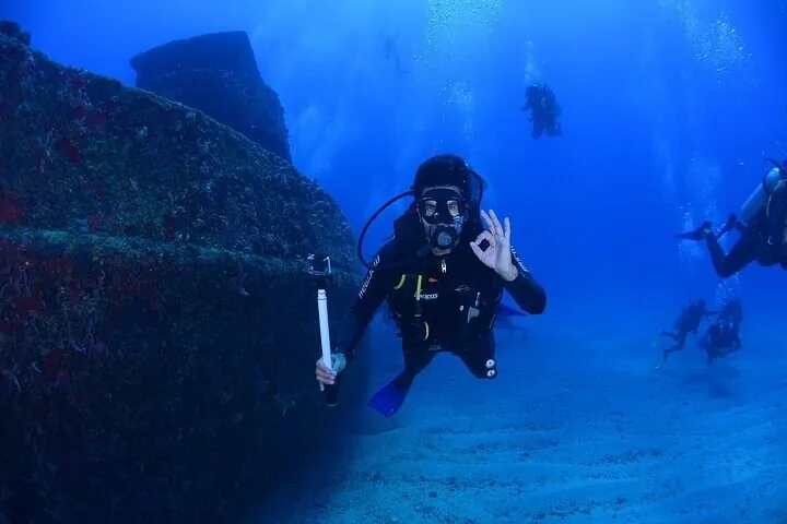 Scuba diving beginner Hurghada – underwater coral reef